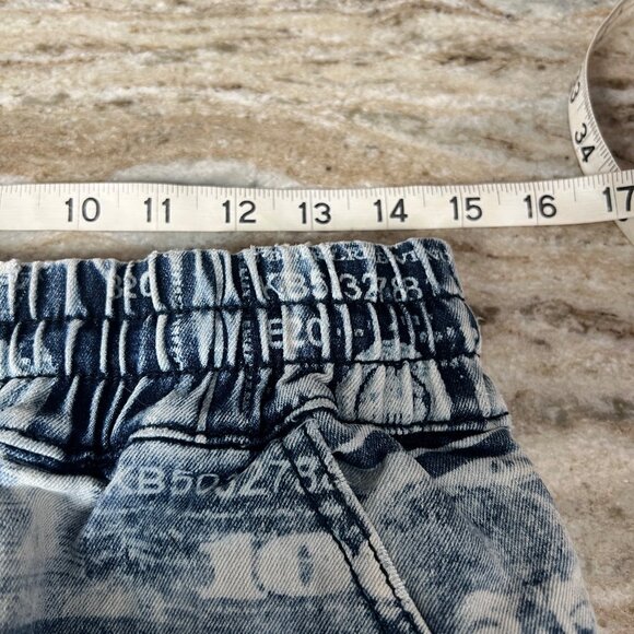 Victorious Men’s Jogger Shorts Bermudas Money All Over Print size Medium Grunge - Picture 3 of 10